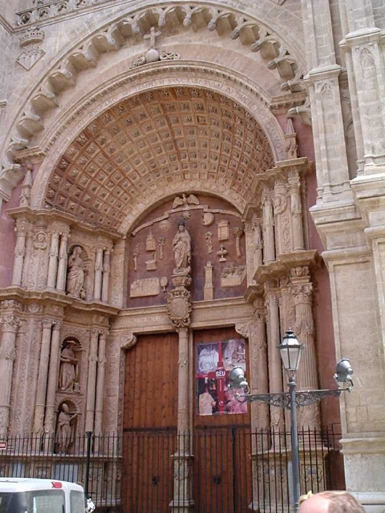 Palma de Mallorca, Catedral by Modesto Silva