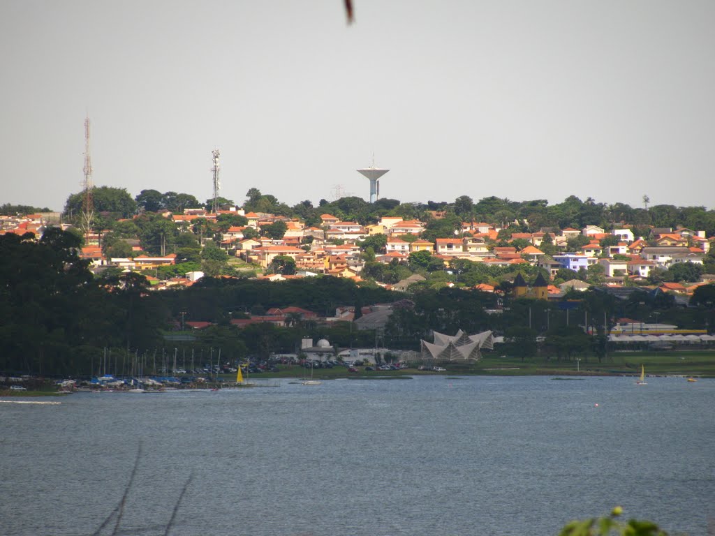 Vista do Parque Guarapiranga, São Paulo by Joannis Mihail Moudatsos