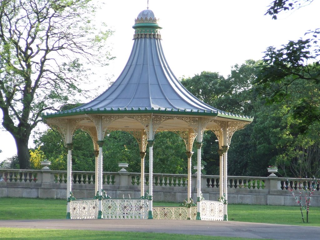 Leazes Park by Benedita Pinheiro