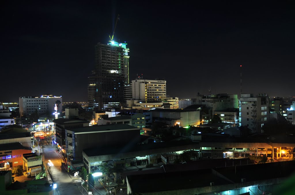 Cebu city by night by Maackan