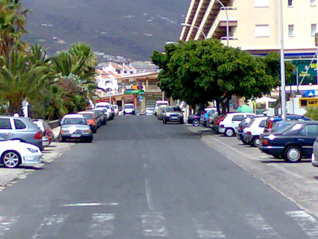 Avenida Del Jabe. Shops and pubs - Callao Salvaje, Tenerife by screwdriver