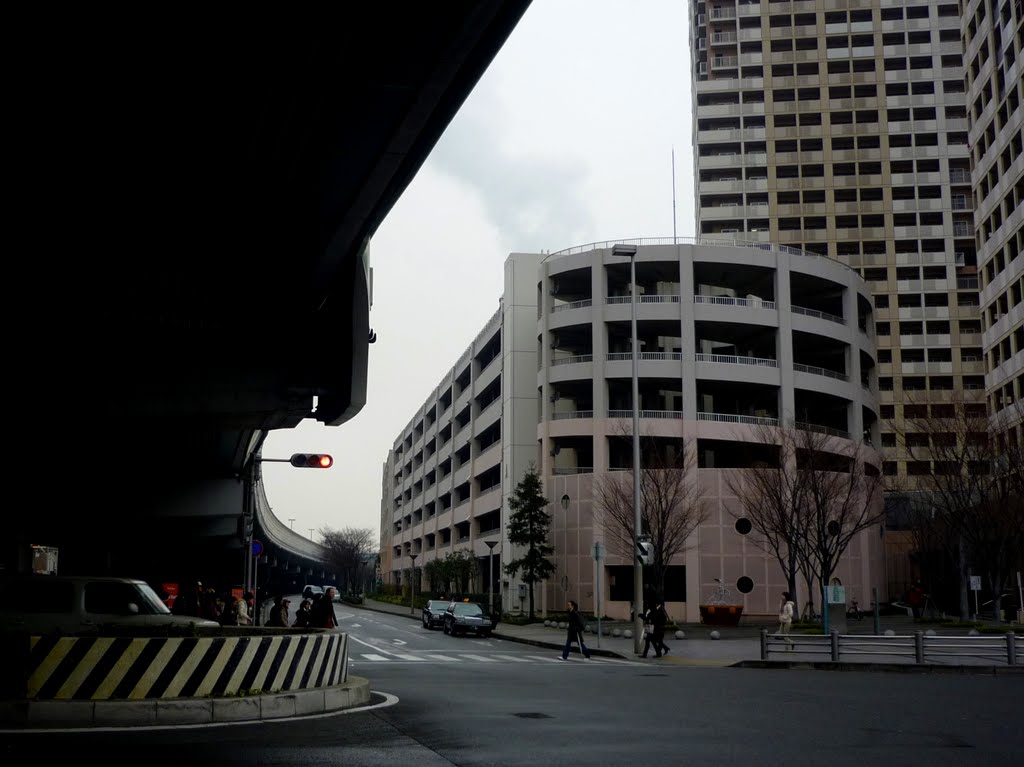 Scenery with building / ビルの風景 by _takamin_