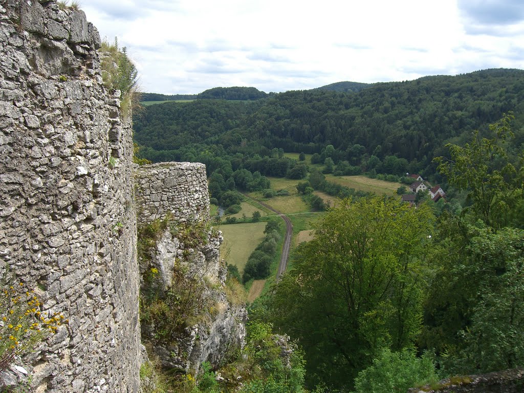 Burgruine Neideck by Schmalspur Sa.