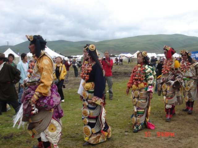 Litang, Garze, Sichuan, China by 向往自然（西汉）