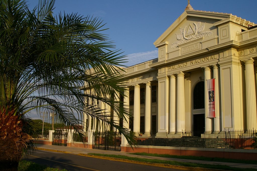 Palacio Nacional (en Managua) by masa_jpn http://nica…