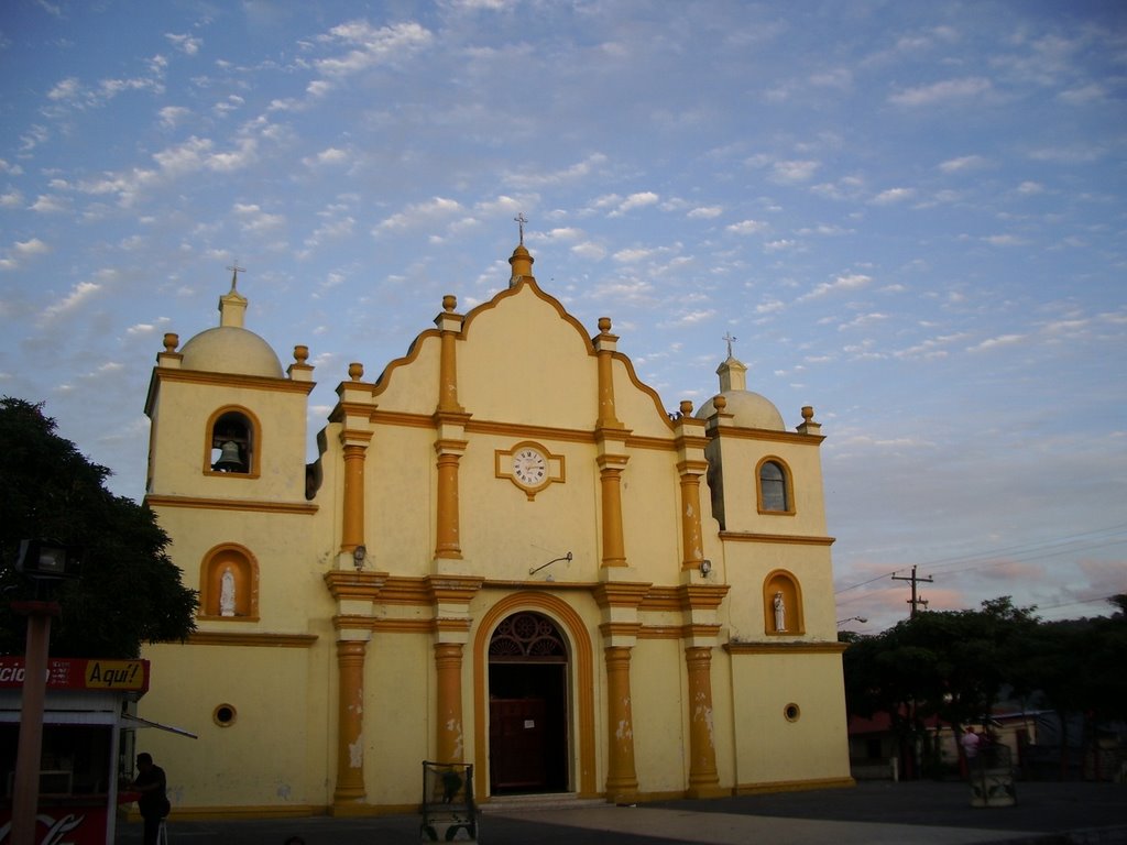 Iglesia Santiago (Boaco) by masa_jpn http://nicaragua.rojo.jp/