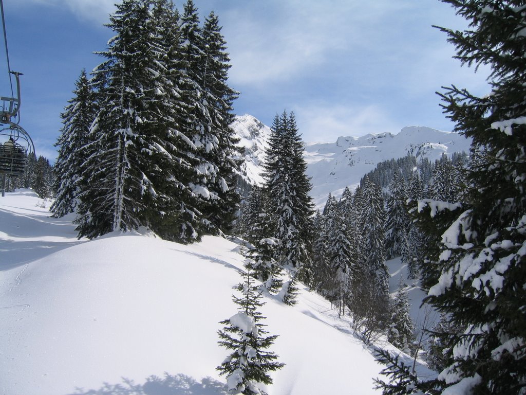 Télésiège Avoriaz 04 by Laurent Daësslé