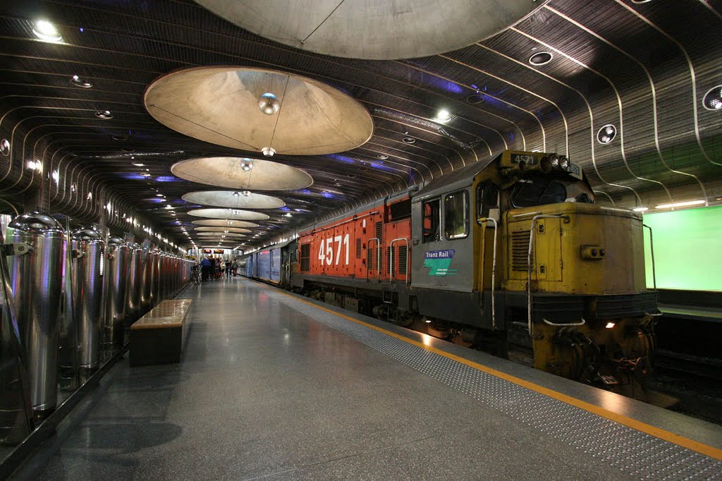 Britomart Railway Station by Fritz Schöne