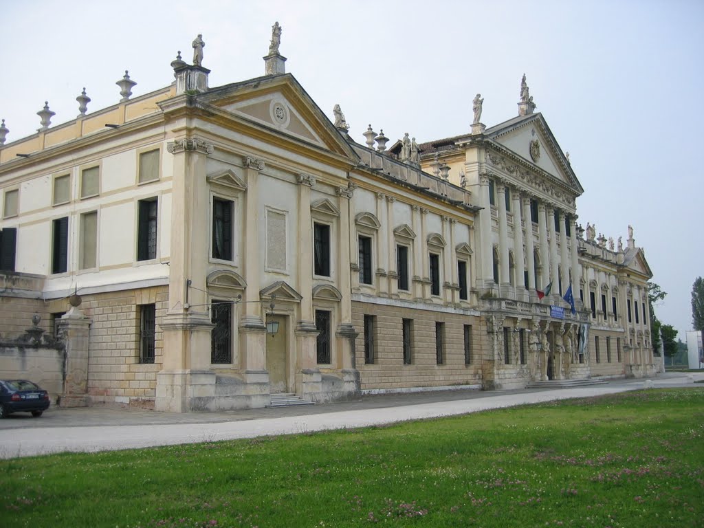 Villa Pisani by gabrielemazzali