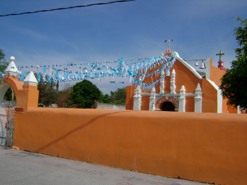 Iglesia de Coatepec by alberto mejia