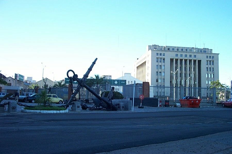 ANP puerto de Montevideo by Hugo.J.Ghisolfo