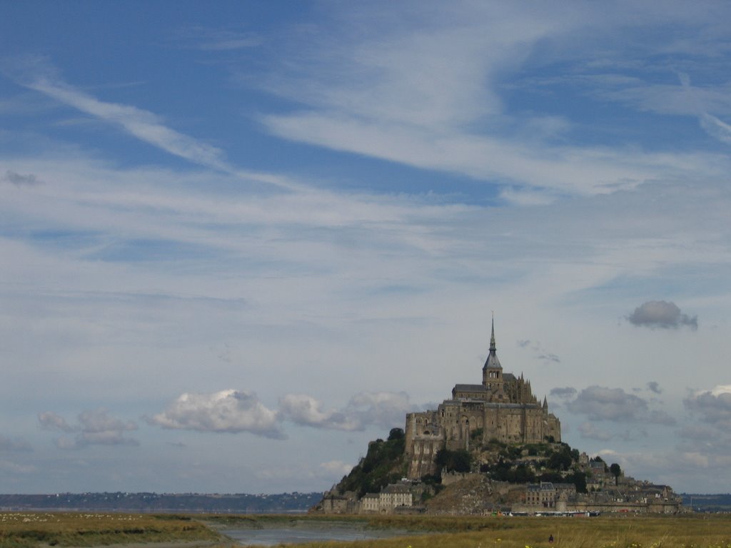 Le Mont St. Michel, August 2006 by d@n@