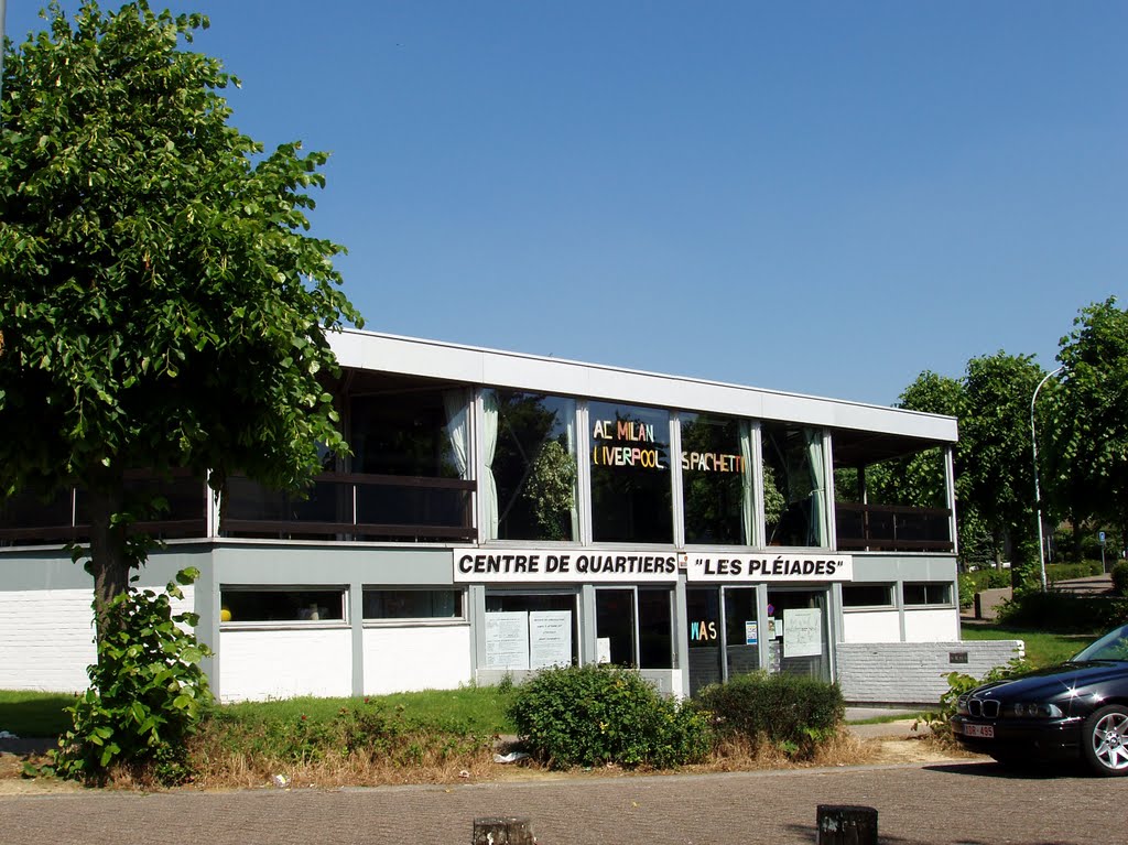 Centre de quartier "Les Pléiades", av. du Capricorne 1a, 1200 Woluwe-Saint-Lambert by yandeni