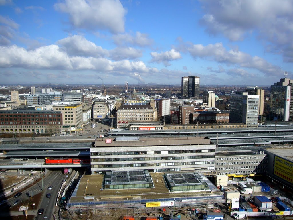 Hauptbahnhof, Willy-Brand-Platz, Rathaus by CaptnBlaubaer