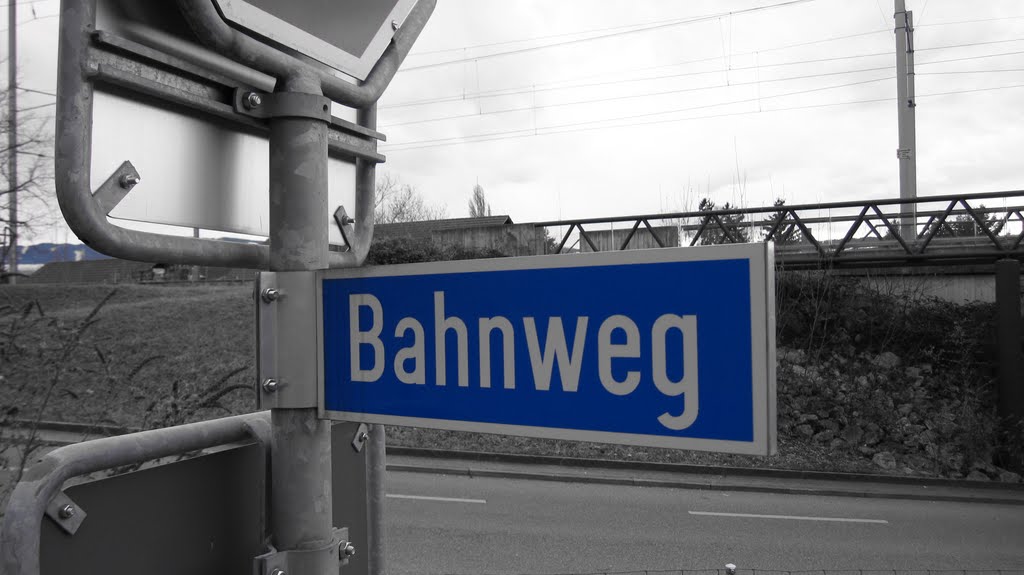 Meilen, Bahnweg in Blau by eyeman