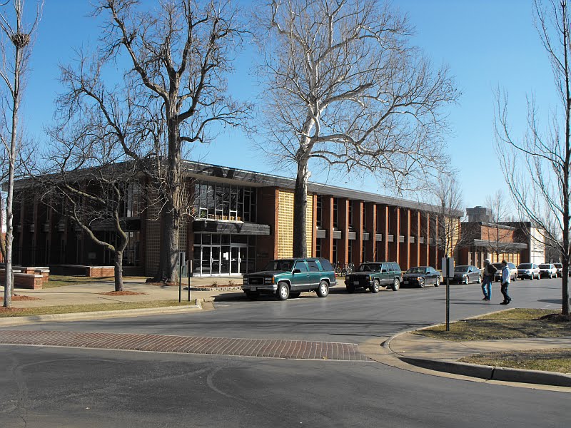 Drury University - Breech School of Business Administration by OrthoArchitectDU