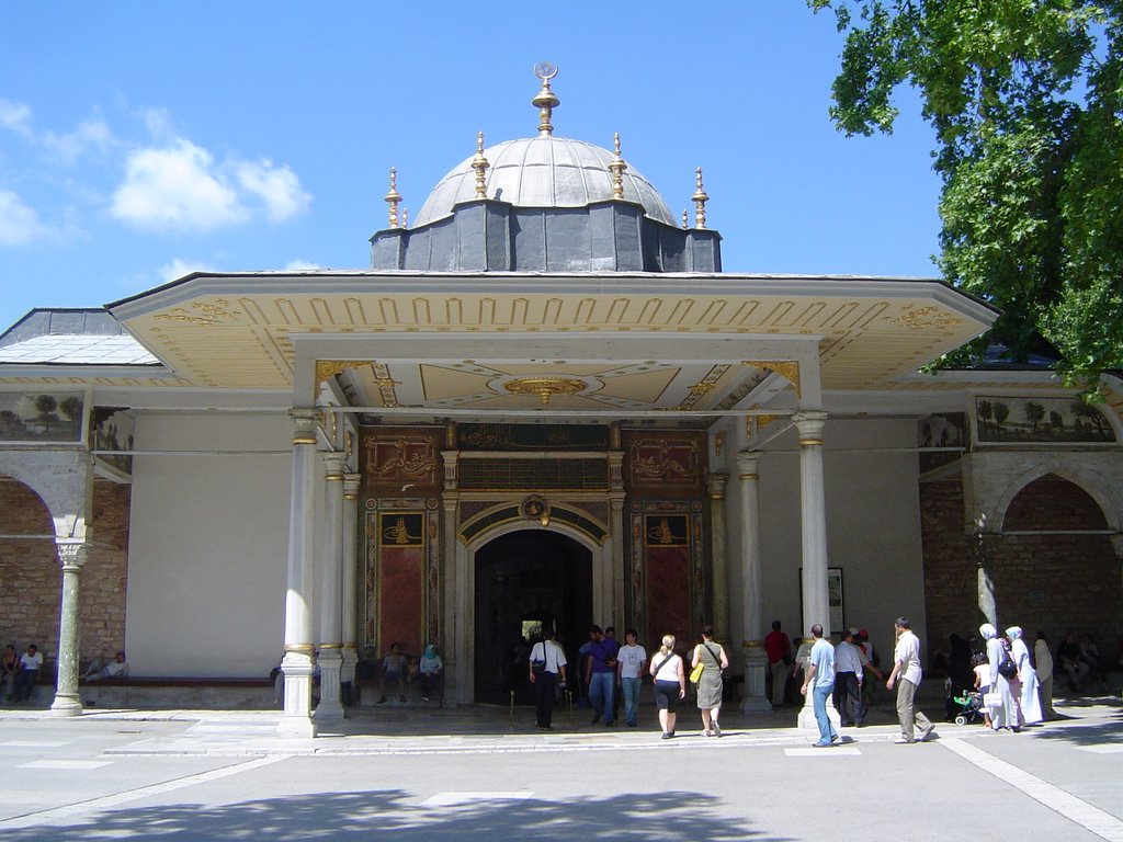 Topkapi Palace by K_Hill