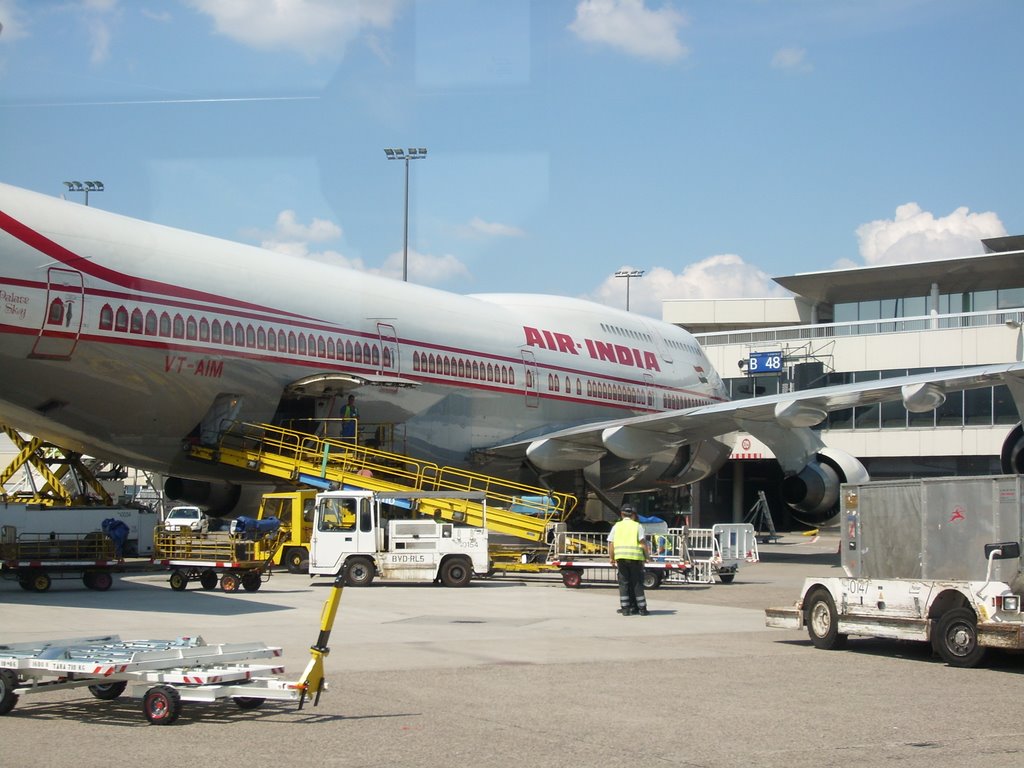 Air India Boeing 747-400 in Frankfurt by ch84at