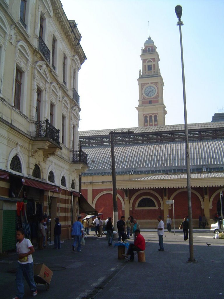 Luz Railway Station by Emiliano Homrich