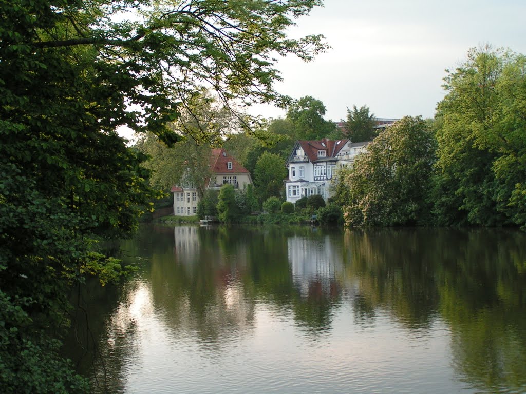 Blick von der Pfennigbrücke nach Westen, Mai 2008 by Anne W.