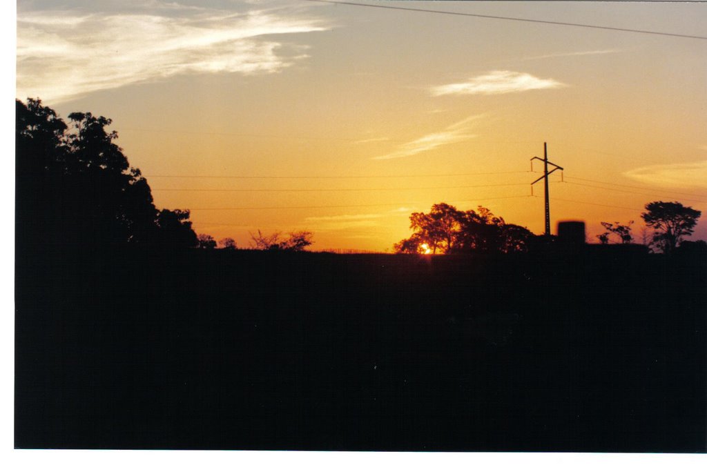 Sunset in Goiás-Brasil. by Romão