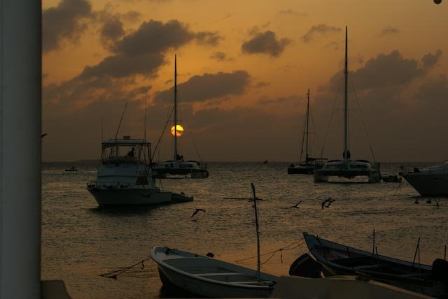 Atardece en Los Roques by agaydou