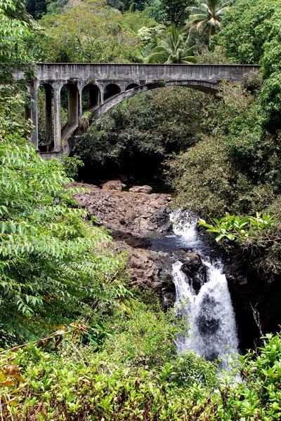 Bridge near Hawai'i Tropical Botanical Garden, Papaikou, Hawai'i, HI by 33313bear