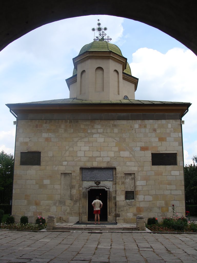 Biserica Manastirii Negru Voda by Stan Ionescu