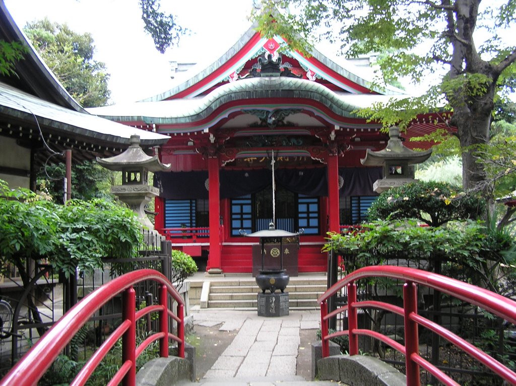 4 Chome-1 Inokashira, Mitaka-shi, Tōkyō-to 181-0001, Japan by bigtr5