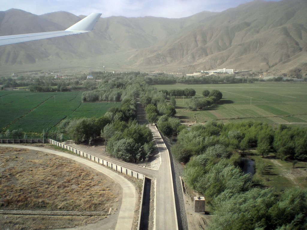 Landing At Gongkar airport - tibet by robalb1