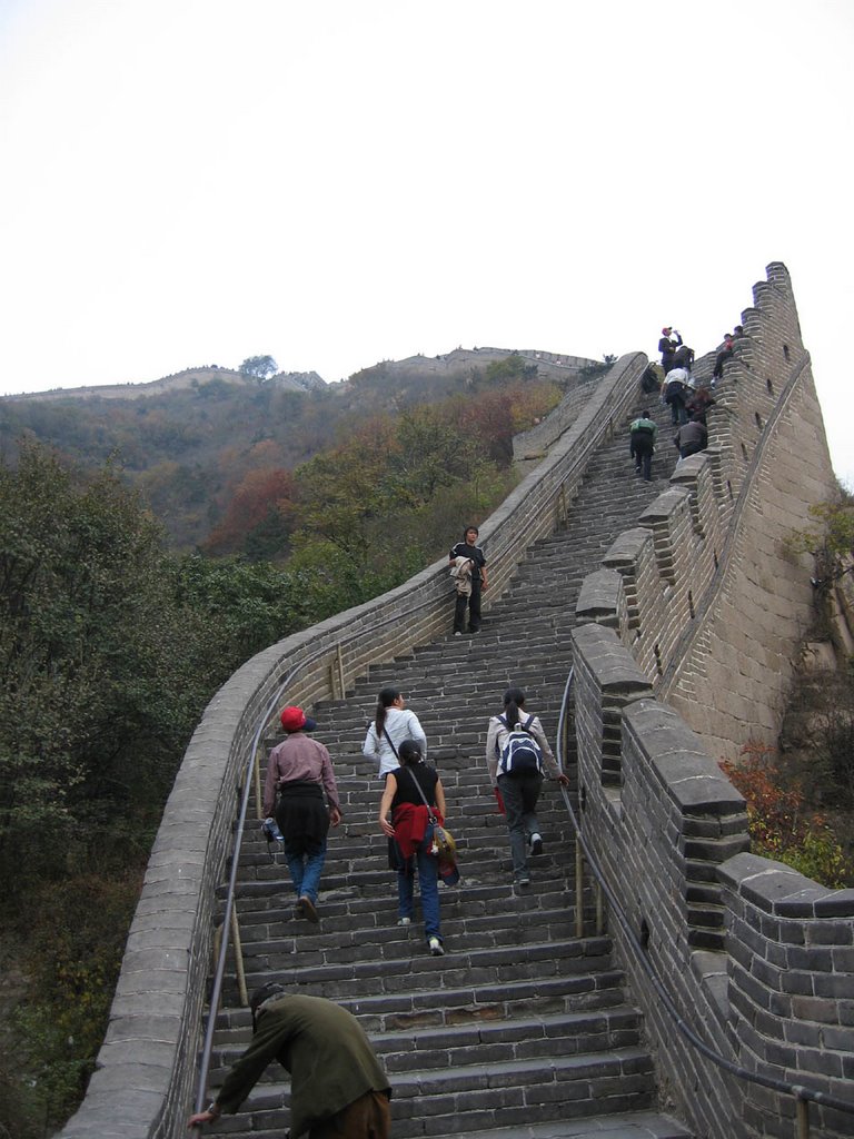 Great Wall at BEIJING by 宮坂悟