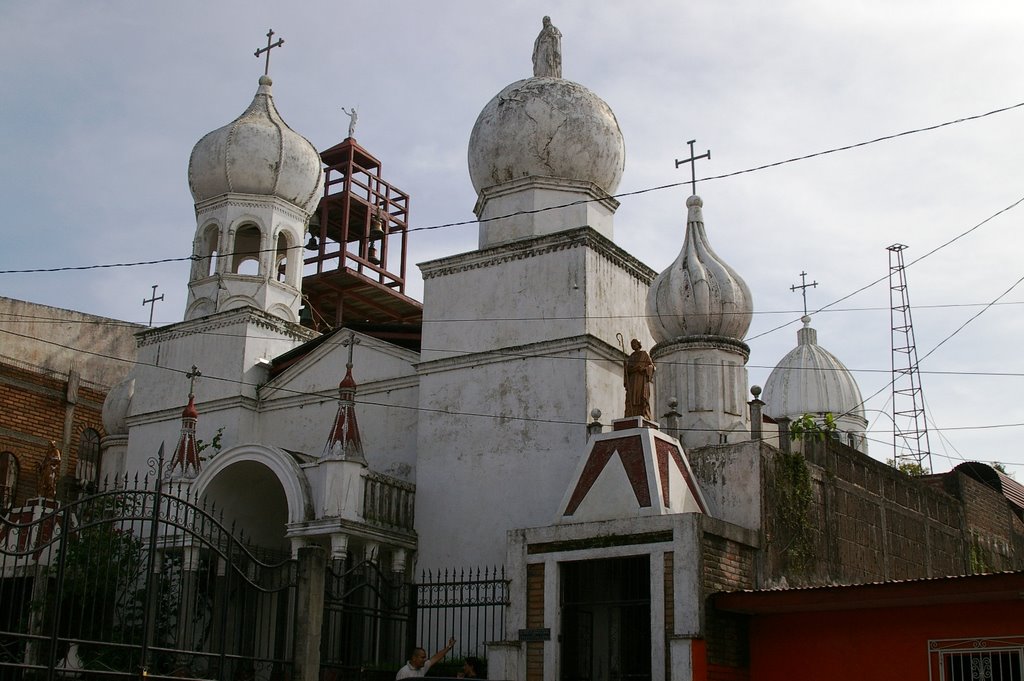 Iglesia Socorro (en Boaco) by masa_jpn http://nicaragua.rojo.jp/