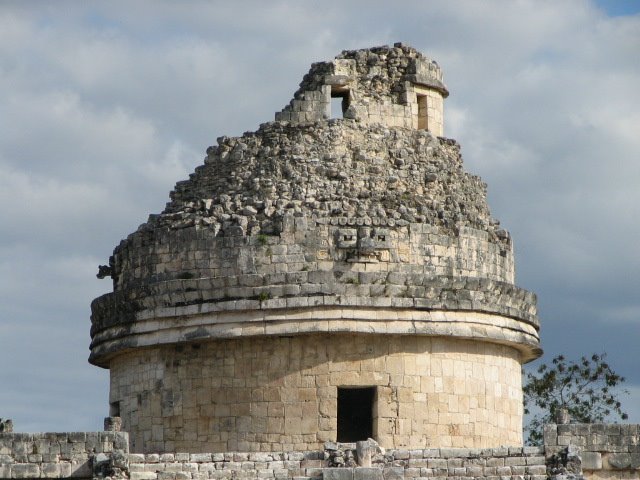 Observatorio Chichén Itzá by Juan Antonio Torres …