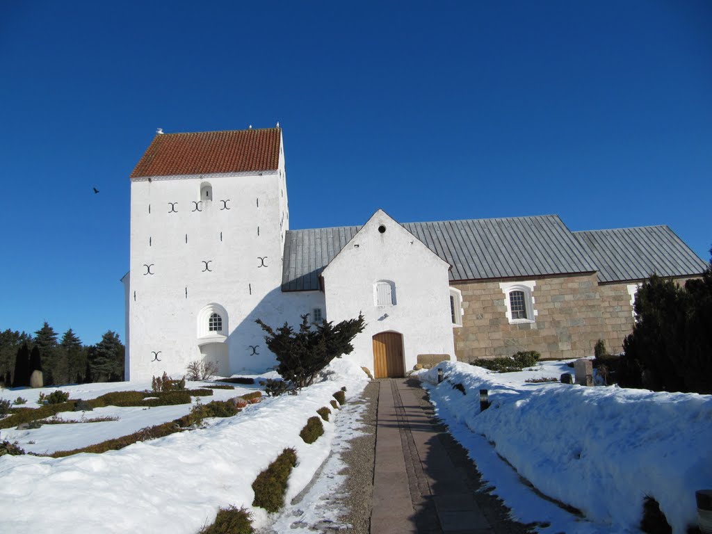 Hune Kirke - Jammerbugt kommune by Benny Hansen - Haslev