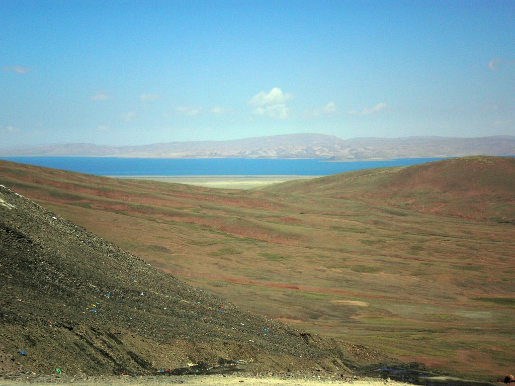 Lake Namtso from LaKenLa by robalb1