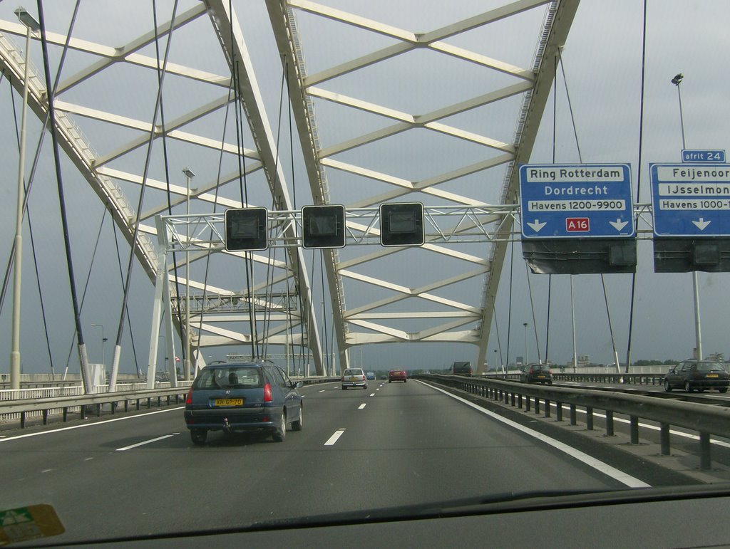 Van Brienenoordbrug te Rotterdam by werksaam