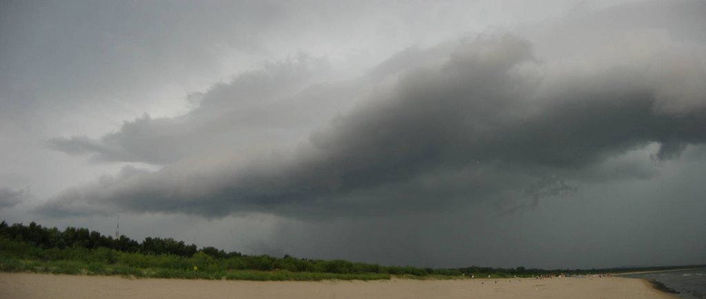 Storm in Świnoujście by Monika Bastet