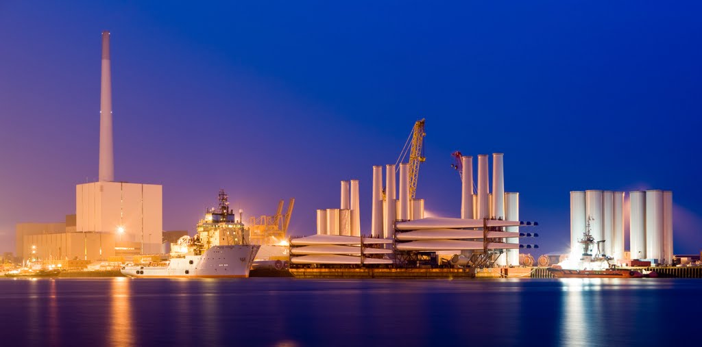 Vindmøller til hornsrev fra esbjerg havn by Peder Palshøj Pedersen