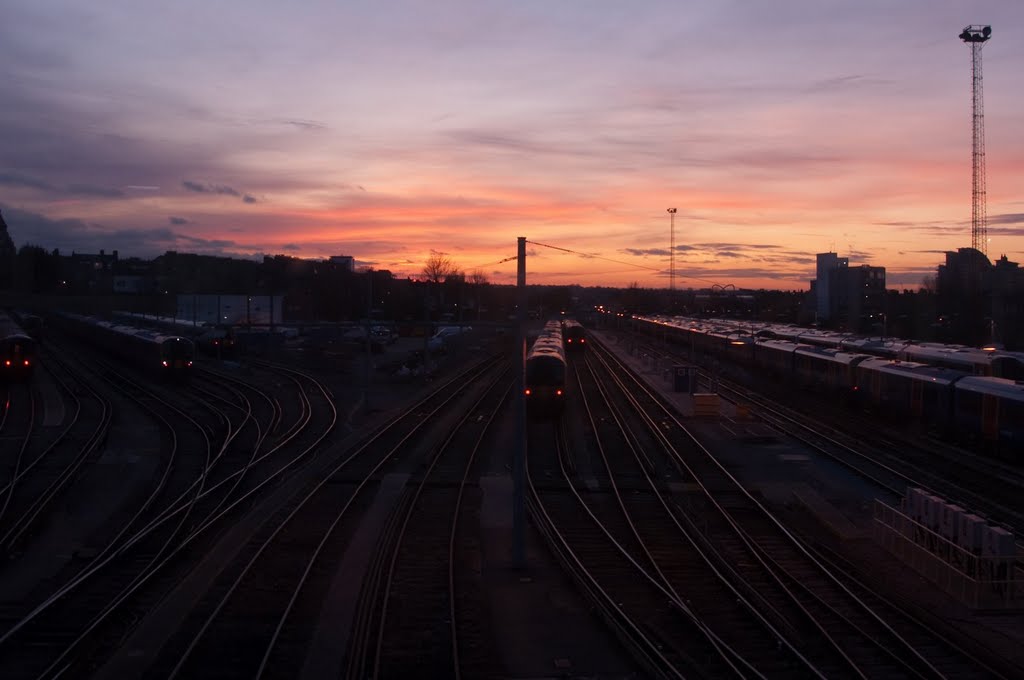 Sunset in Clapham Junction by farkasd