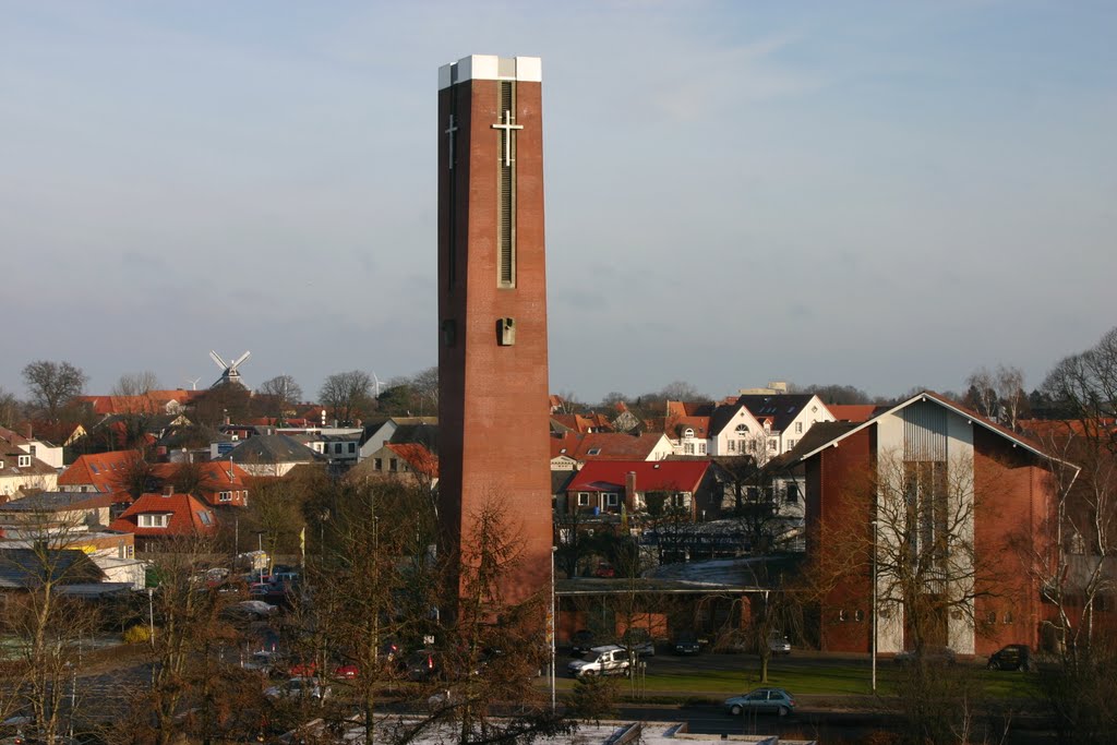 Kath. Kirche (mit Mühle im Hintergrund) by frisianchris