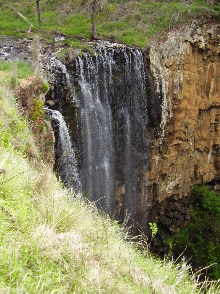 Trentham Falls by Terry McGilvray