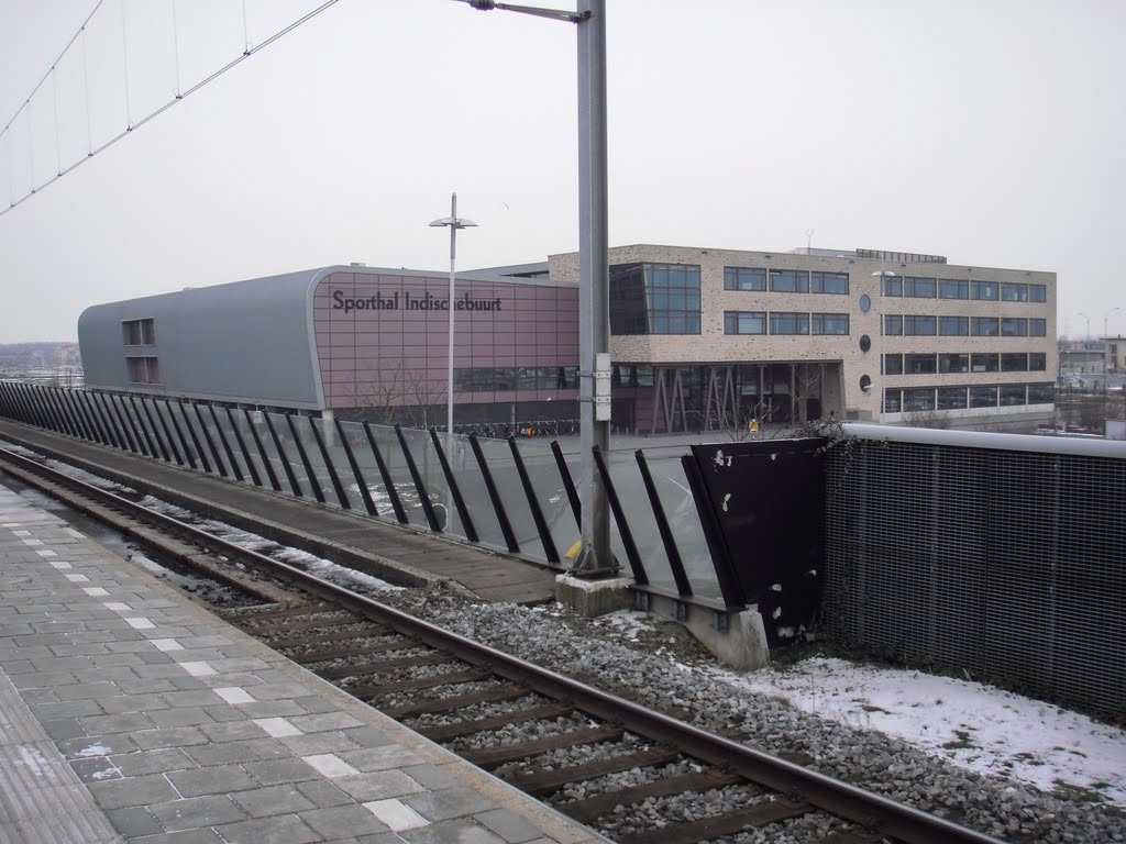 Station Almere Oostvaarders - Almere - 2010 by StevenL