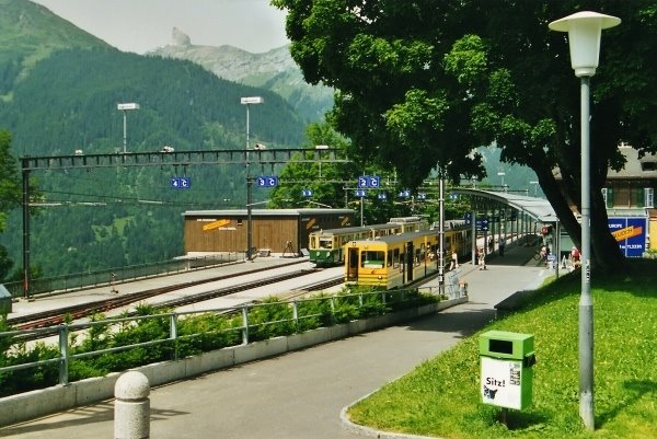 Wengen - nádraží - Bahnhof by fotojn