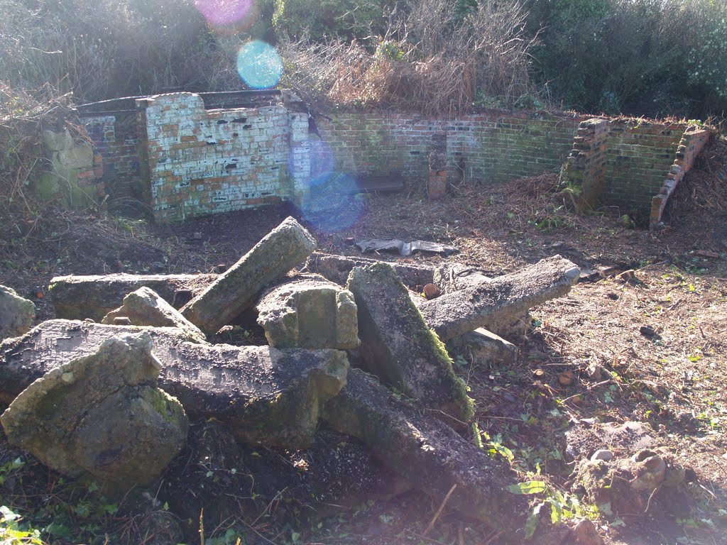 Mumbles Hill Second World War Anti-Aircraft Gun Emplacement by johnatgower