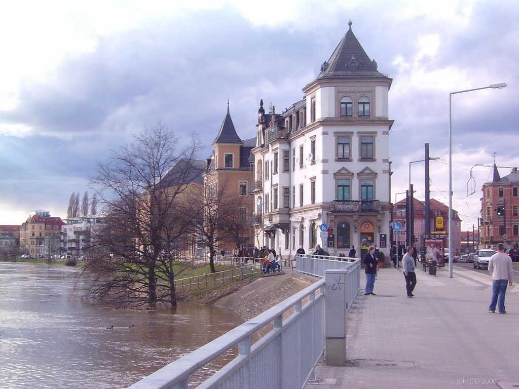 Hochwasser am Pieschener Hafen -rolo 2006- by Ronald Lohse