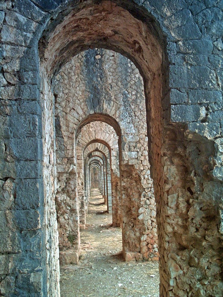 TERRACINA TEMPLE by romulus57