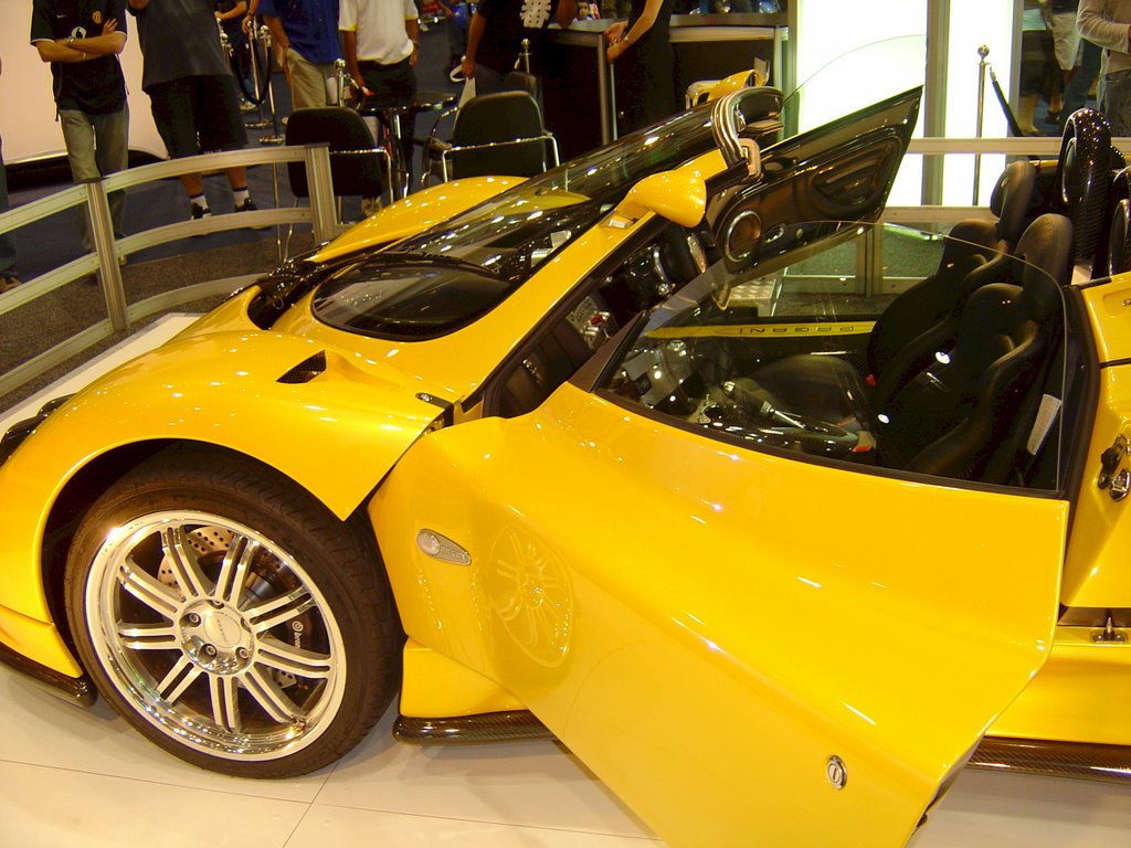 Pagani Zonda - Brisbane Car Show by Stuart Madill