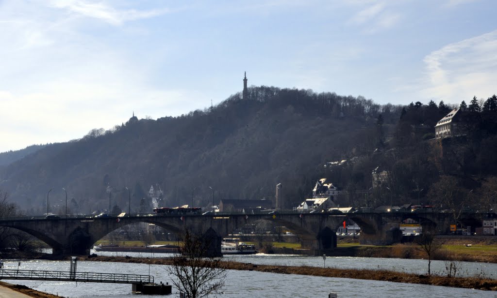 Trier Mosel by Heinz Peierl