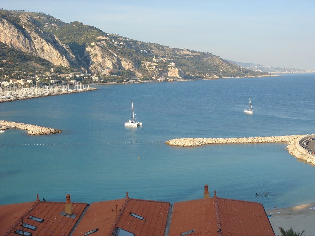 Menton - Baie de Menton by Tayanne