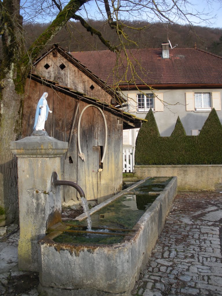 Fontaine, Vauffrey by Stéphane Chatelain